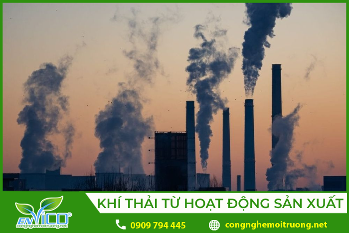 Khí thải từ các nhà máy sản xuất thời trang thải khí CO2 ra môi trường